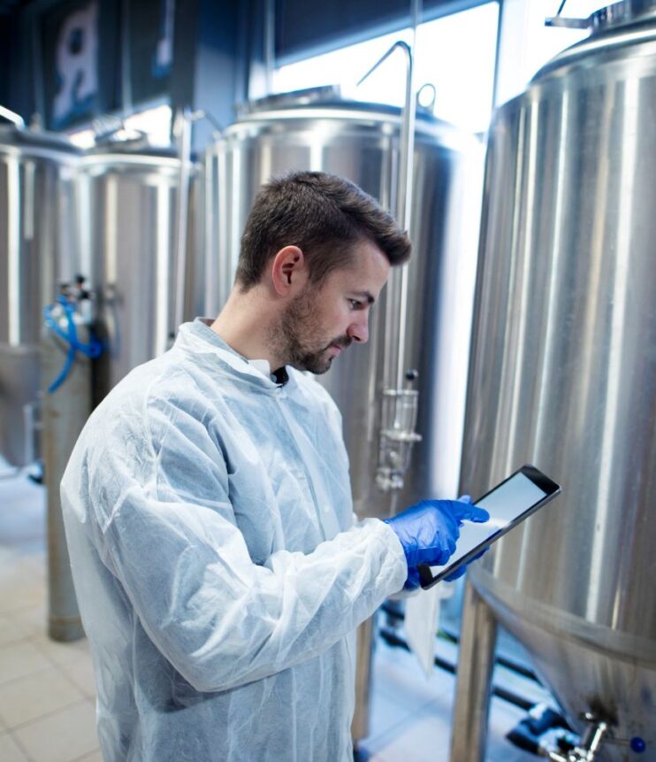 Tecnologie enologiche avanzate: evoluzione, automazione e controllo dei processi